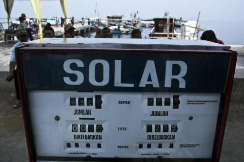 ESDM部提出額外太陽能補貼Rp 1,000每升