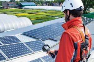 Google在英國(guó)推出“太陽(yáng)能屋頂工程”