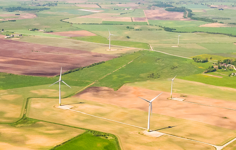 4月份風力發電廠的產量增長了三分之一