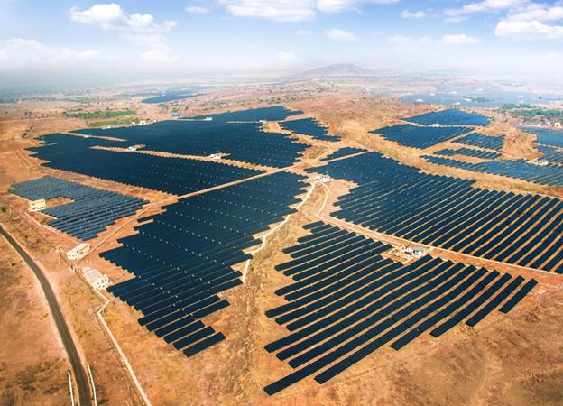 在印度政府最新拍賣中 Azure Power贏得了開發(fā)600MW太陽能農場