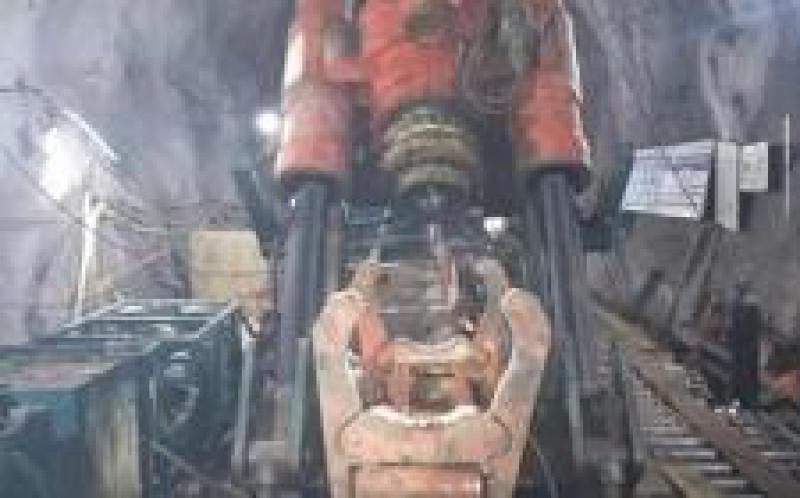 豐寧抽水蓄能電站3號下斜井導(dǎo)井貫通