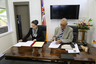 中國與紐埃簽署“一帶一路”合作諒解備忘錄