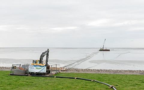 歐洲投資銀行（EIB）已與歐洲領(lǐng)先的電力傳輸系統(tǒng)運(yùn)營(yíng)商TenneT簽署了1億歐元的融資協(xié)議