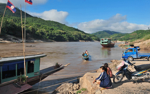盡管老撾要求停止新的水電項(xiàng)目，但開發(fā)商仍在向大壩前進(jìn)