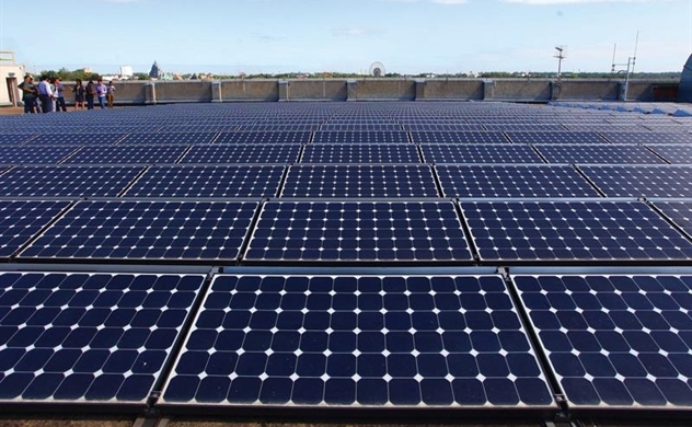 越南太陽(yáng)能總?cè)萘拷咏?000兆瓦