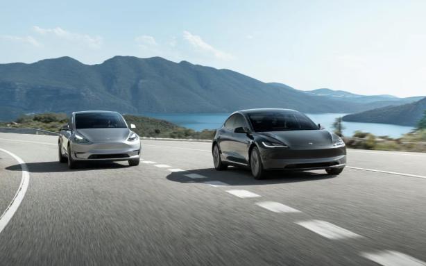 馬斯克組建新政黨引發市場擔憂,特斯拉市值蒸發680億美元