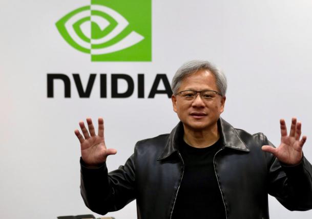 英偉達市值一度突破4萬億美元,黃仁勛身價超過1400億美元