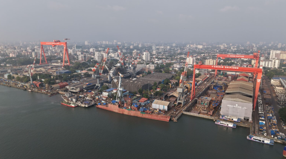 達(dá)飛海運(yùn)與科欽造船簽署六艘LNG動(dòng)力集裝箱船建造意向書