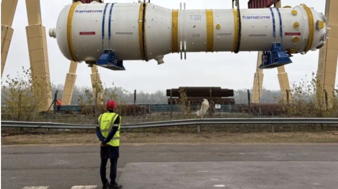 法馬通完成英國欣克利角C核電站2號機組反應堆壓力容器制造