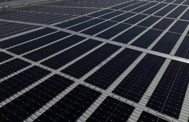 南京大學鈣鈦礦光伏組件研究取得新進展